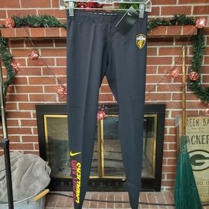 NWT Cleveland Cavaliers Nike Women's Leg-A-See Tights - Black